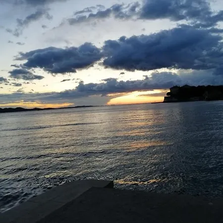 Latmo アパート *