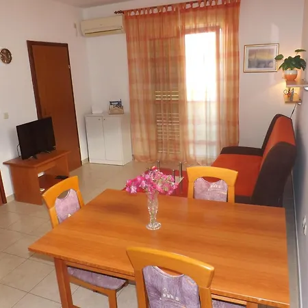 Apartament Latmo
